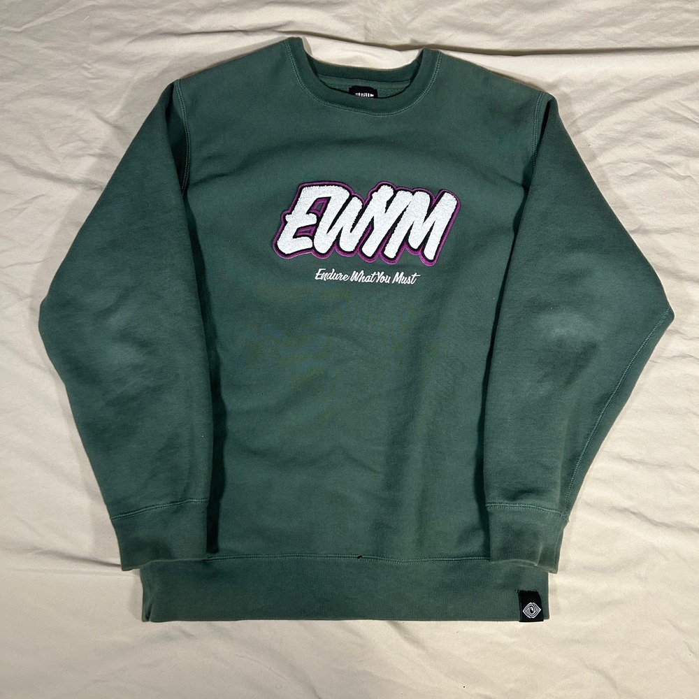 Endure What You Must EWYM Mens Green Graphic Crewneck Sweatshirt Large Street